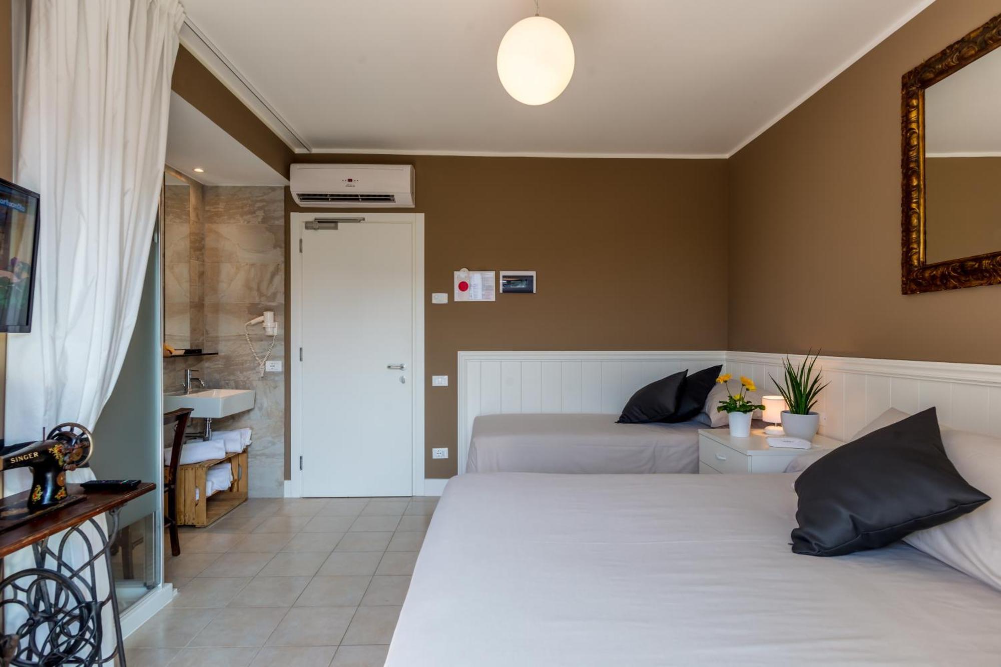 Hotel Maximilian Bardolino Pokoj fotografie