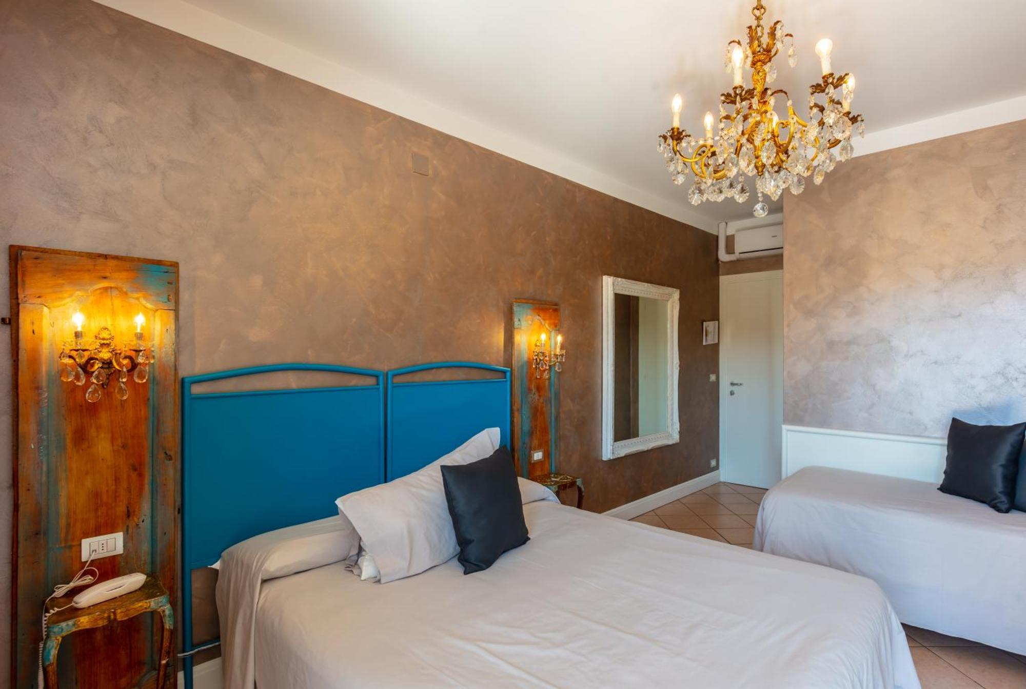 Hotel Maximilian Bardolino Pokoj fotografie