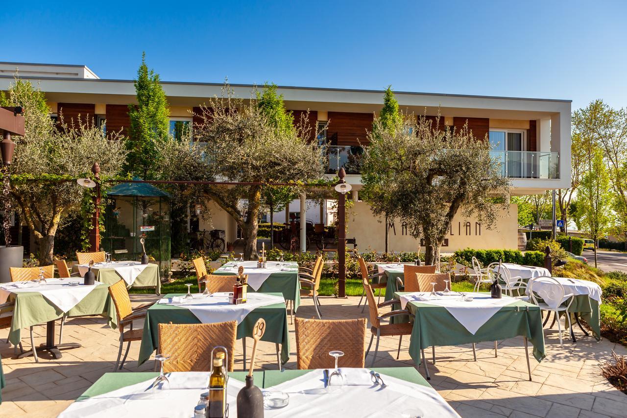 Hotel Maximilian Bardolino Exteriér fotografie