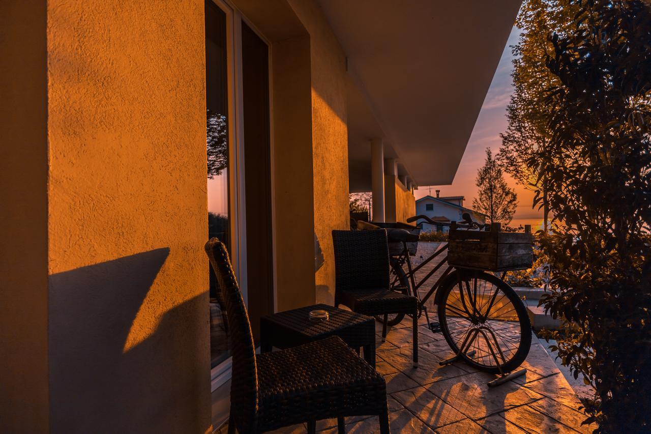 Hotel Maximilian Bardolino Exteriér fotografie